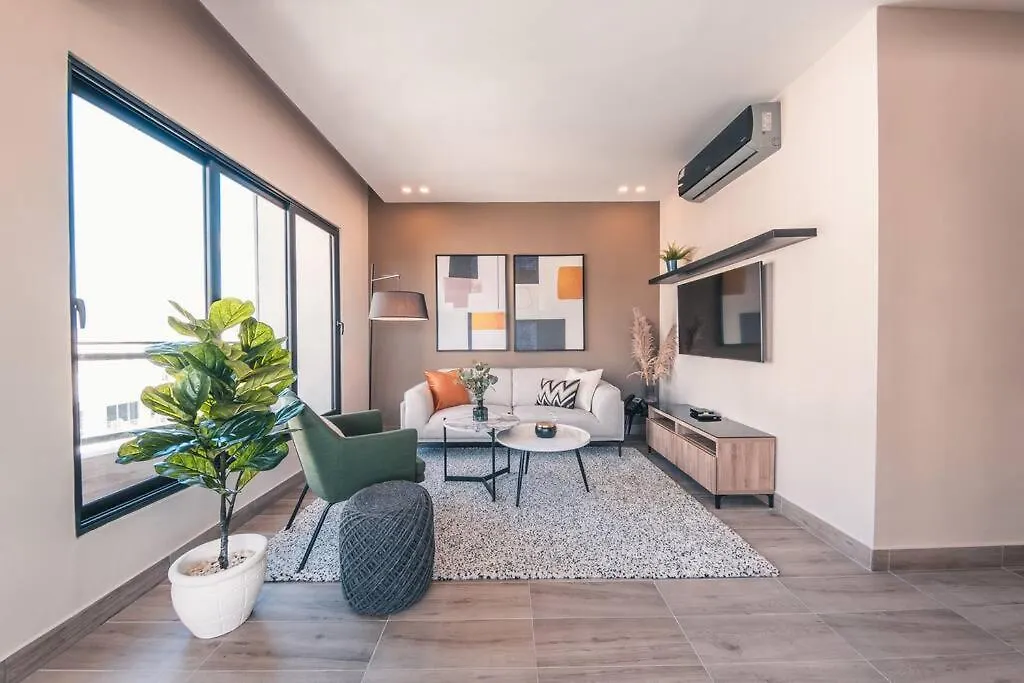 Regatta Living 1 - 802 In Santo Domingo Apartment