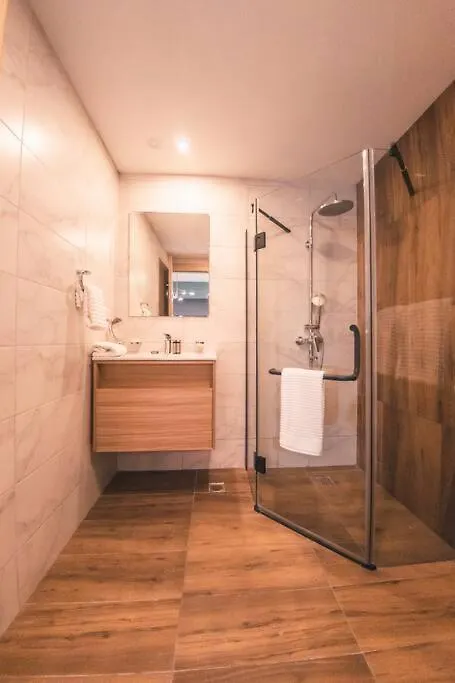Regatta Living 1 - 802 In Santo Domingo Apartment 0*,